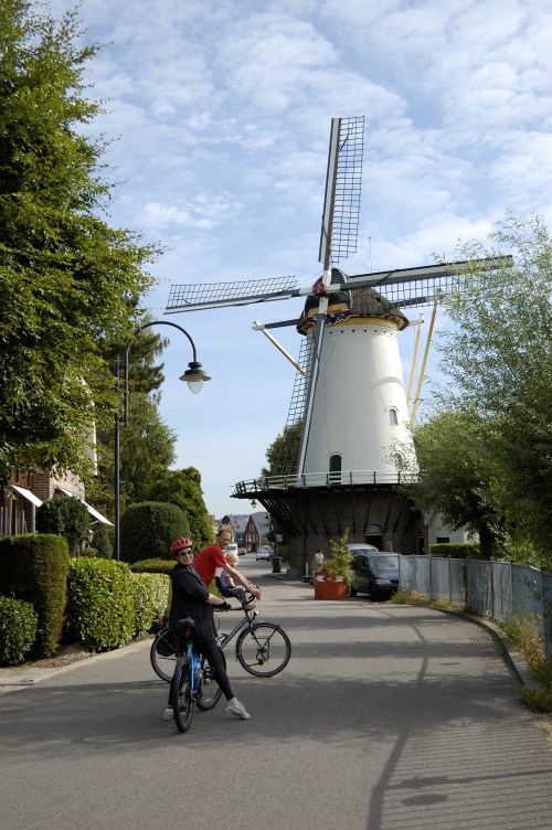 Our one overnight with friends in Netherlands was spent visiting and biking. How do we survive without friends?